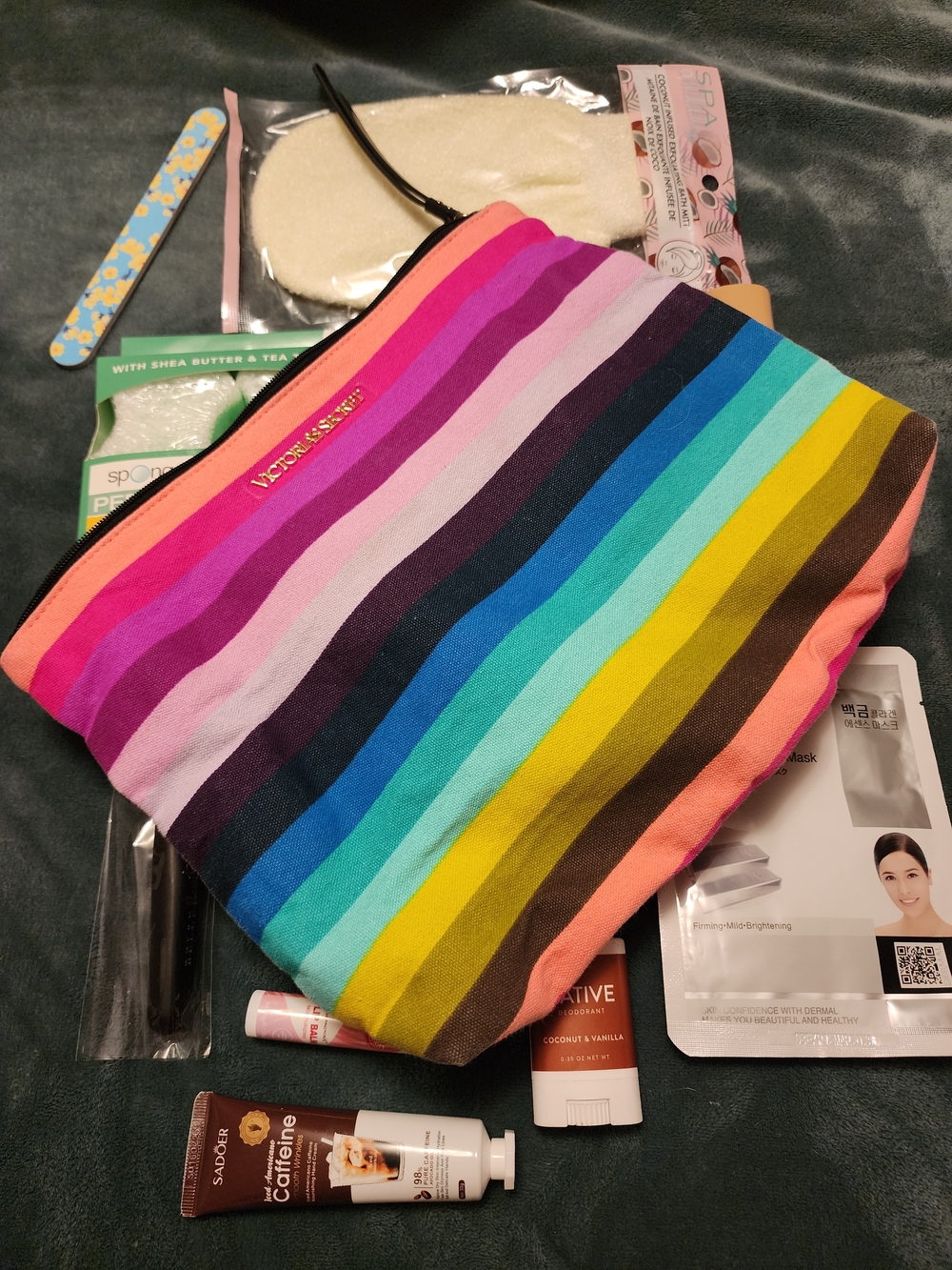 Mega Beauty Bundle  Lg Victoria Secret  Cosmetic Pouch Filled Over $100 Value